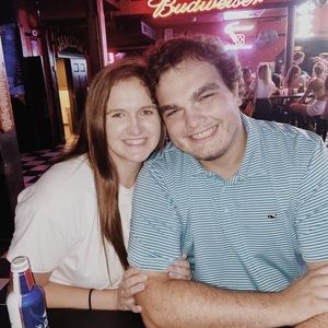 Meet your Posher, Claire